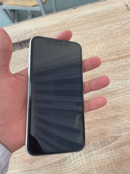 Iphone 11 joyi 64 talik