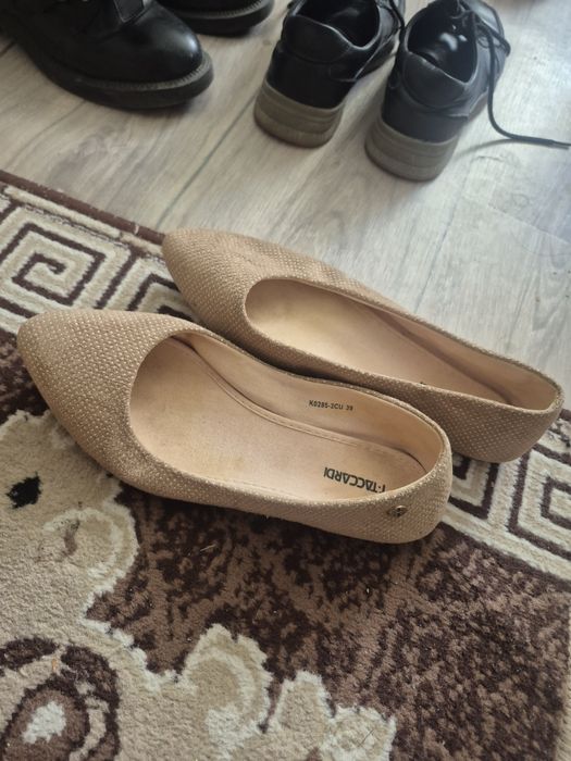 Продам обувь  женскую