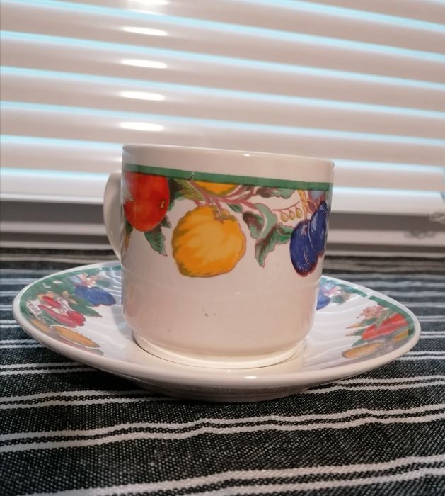 Два Сета от чаша с чинийка