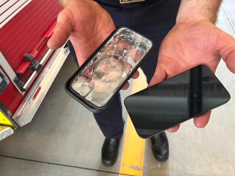 Husă 360 Miracase iPhone 16 Pro - Protecție Completă, MagSafe, NOUĂ