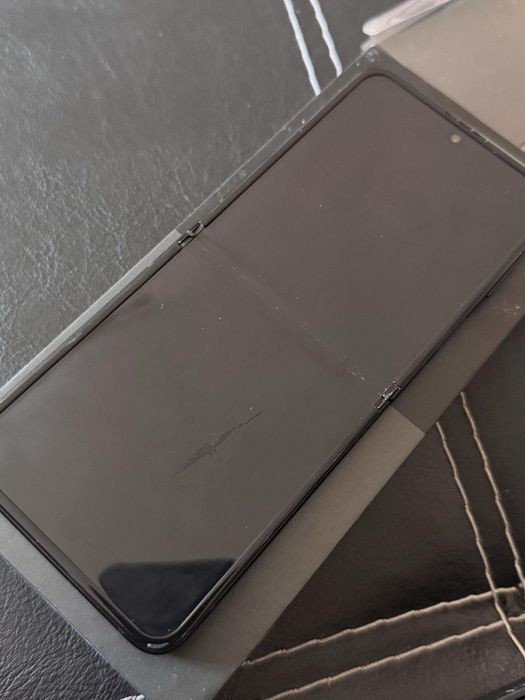 Samsung Galaxy Z Flip3