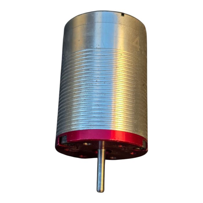 Motor automodel Tekin