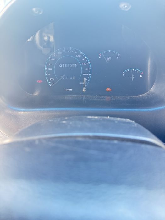 Matiz MX kondisionerli moshina sotiladi 2016 yil gazi bilan