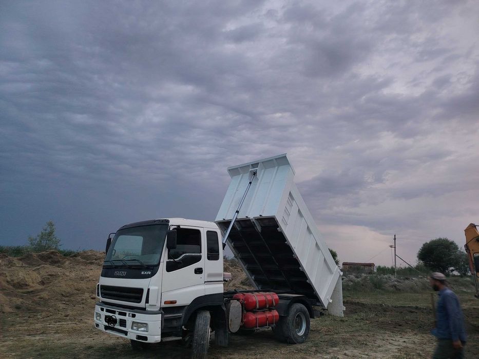 Isuzu samasval sotiladi