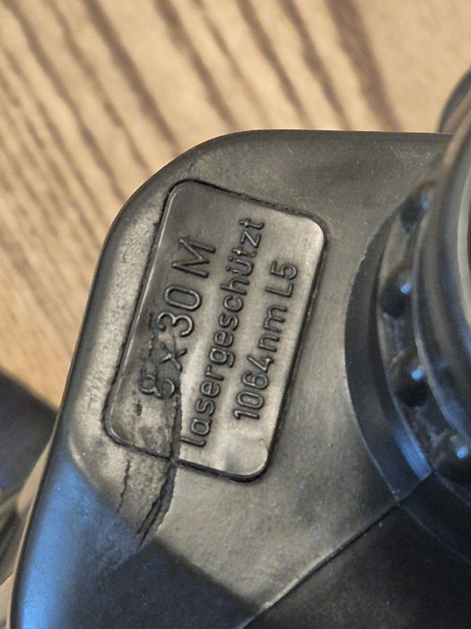 Binoclu militar Zeiss Hensoldt Wetzlar 8X30M FERO D-16 BUND