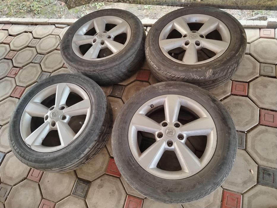 Диски на  Nissan комплект
