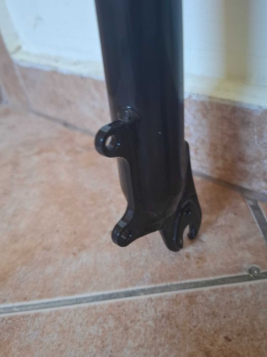 Цена по договаряне! Rock Shox Вилка 26 27.5 Колело за Велосипед