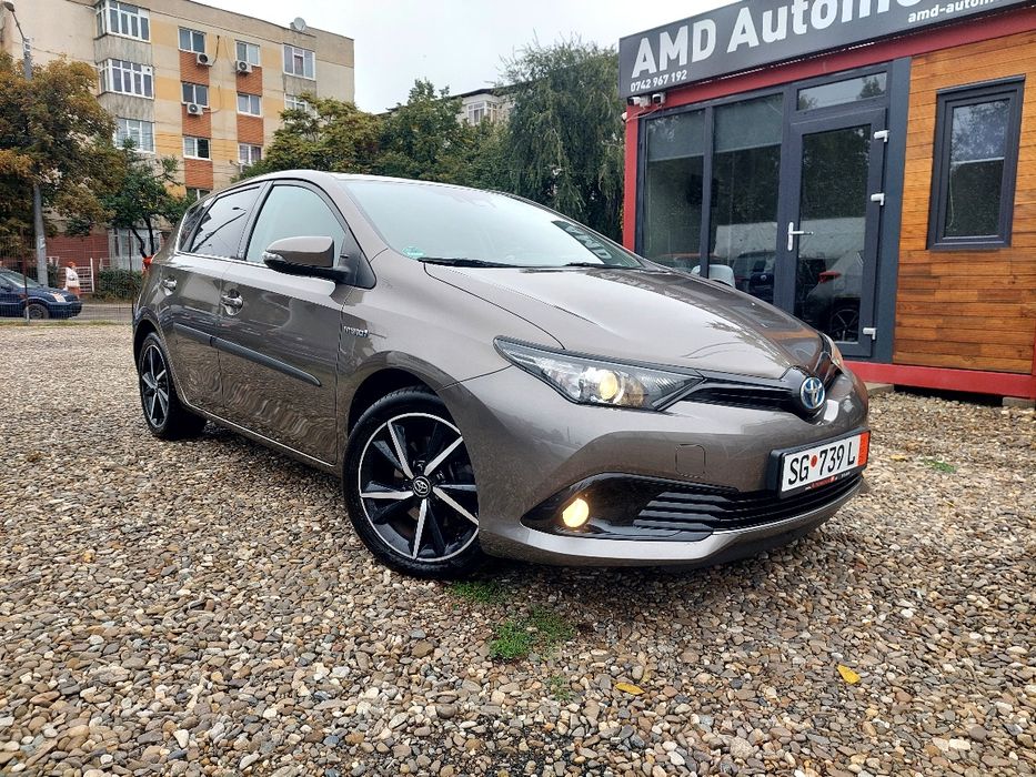 Toyota Auris Team D 1.8 Business Hybrid Automatic 136 cp Euro 6 167.000 km