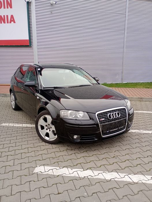Audi A3 Automat 2.0 140 cp*Xenon*Bose*comenzi volan *pilot*
