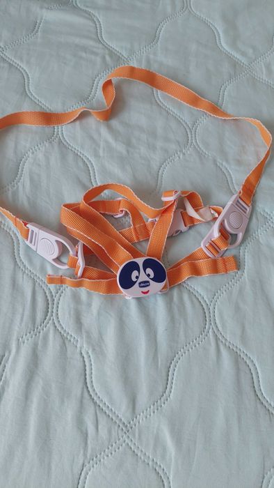 кенгуру за носене на бебче и колан за прохождане