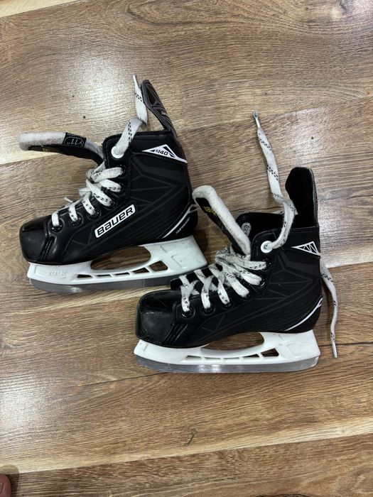 Продам коньки Bauer  подростковые