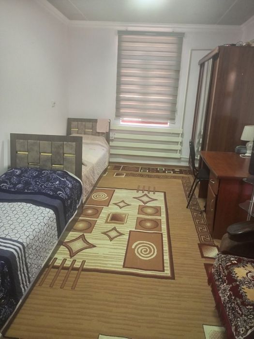 Guliston ko'chadan hovli sotiladi