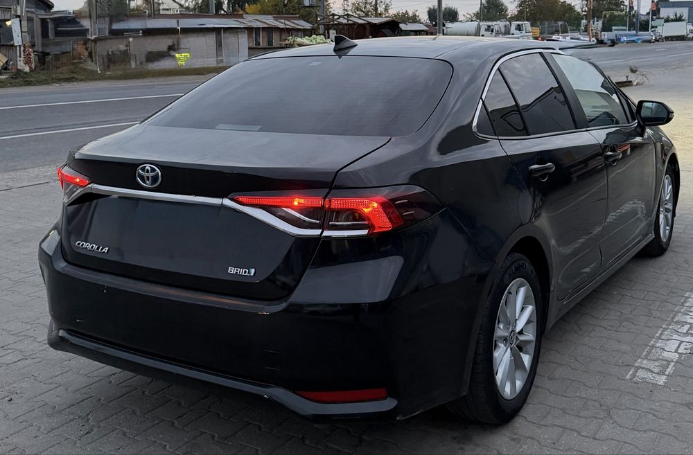 TOYOTA Corolla 2022 — imagine 4