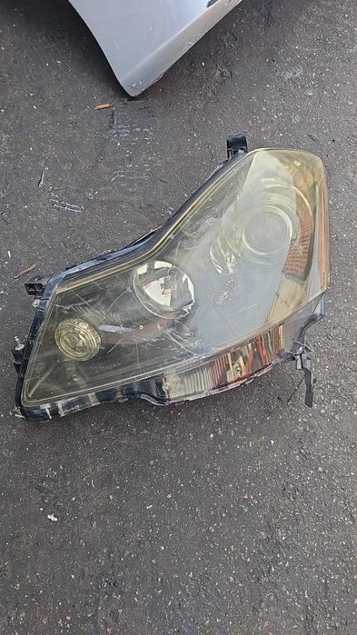 Фара на Infinite M35