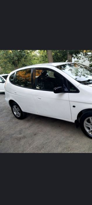 Шевролет Такума сотилади викупхам булади