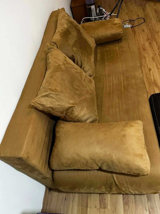 Разтегаем диван с място за съхранение