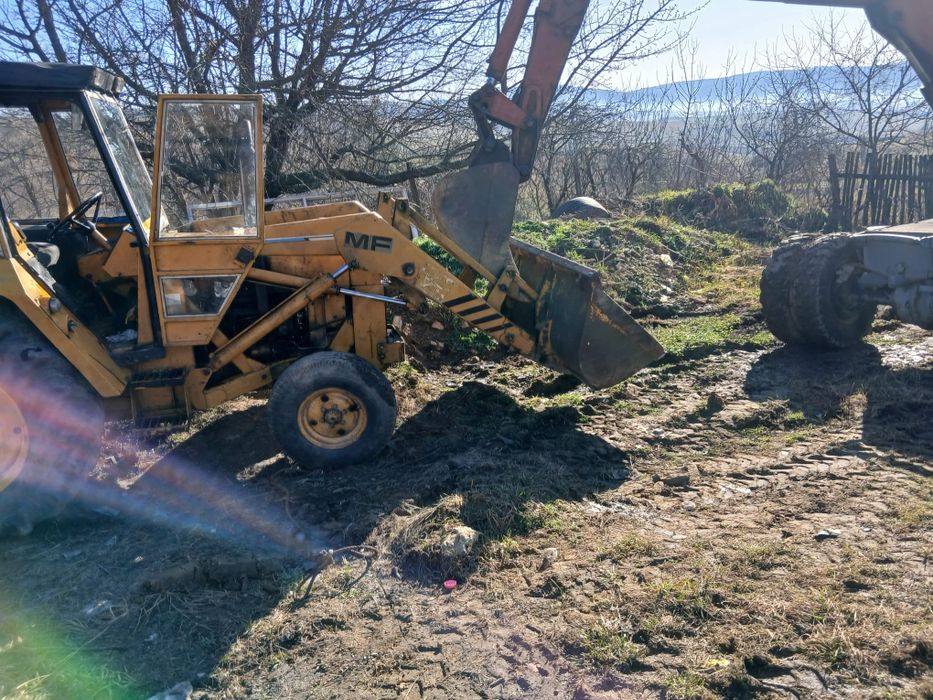 Buldo excavator MF 50