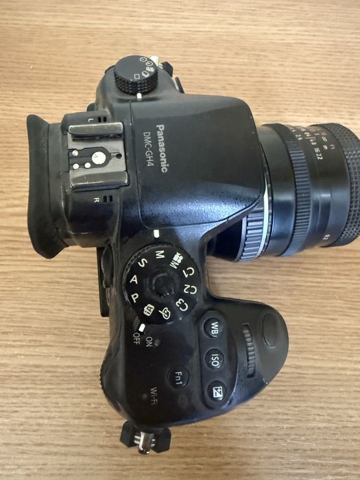Panasonic GH4 + Canon 6D + 24-105 L + 50mm + Tamron 10-24 + Zeiss 35mm