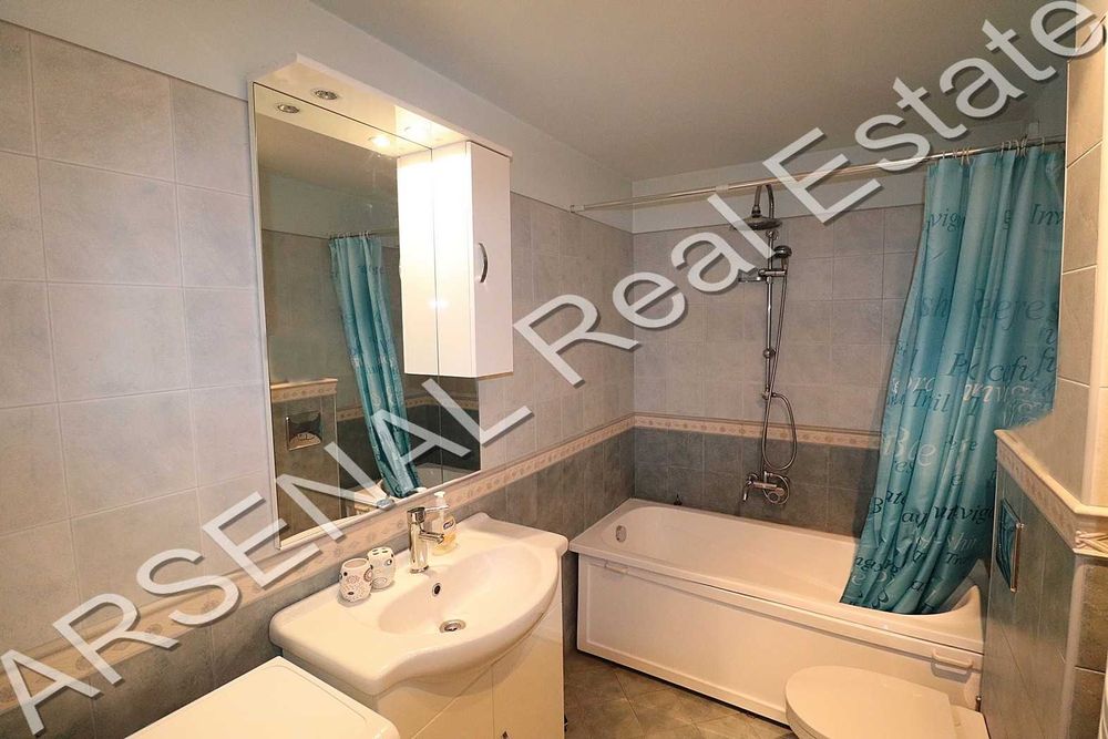 Дава се под наем Тристаен апартамент в София, Център - 100 кв.м за 750 € - Снимка #5