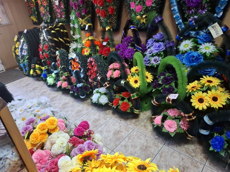 Искусственные венки