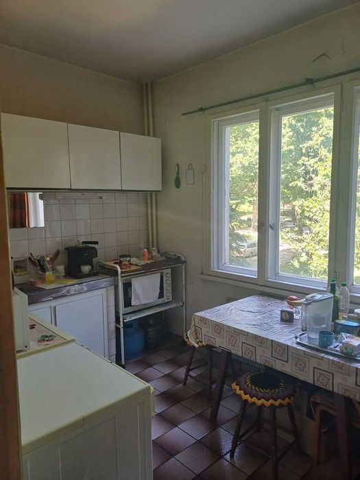 Продава се Тристаен апартамент в Шумен, Добруджански - 89 кв.м за 1236 €/кв.м - Снимка #17