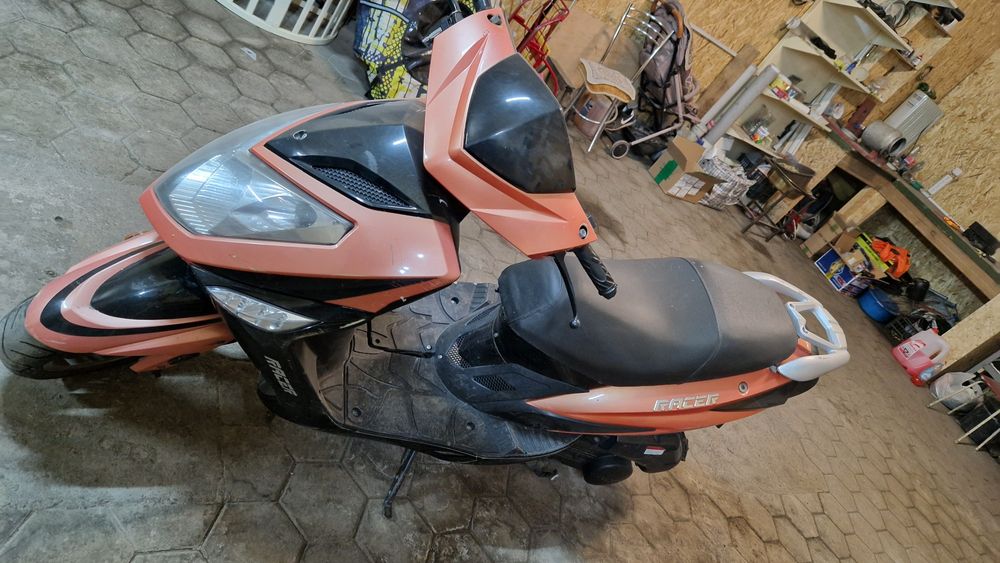 Скутер 150racer.мопед