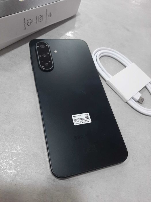 НОВ SAMSUNG  A17 5G  128 GB, 4 RAM