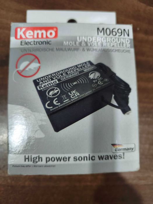Aparat vibratii/repelent subteran pentru cârtițe și șoareci de câmp