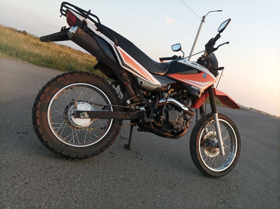 Ular cb250 m7. Рейсер пантера 400 кубов. Маятник рейсер пантера 250.