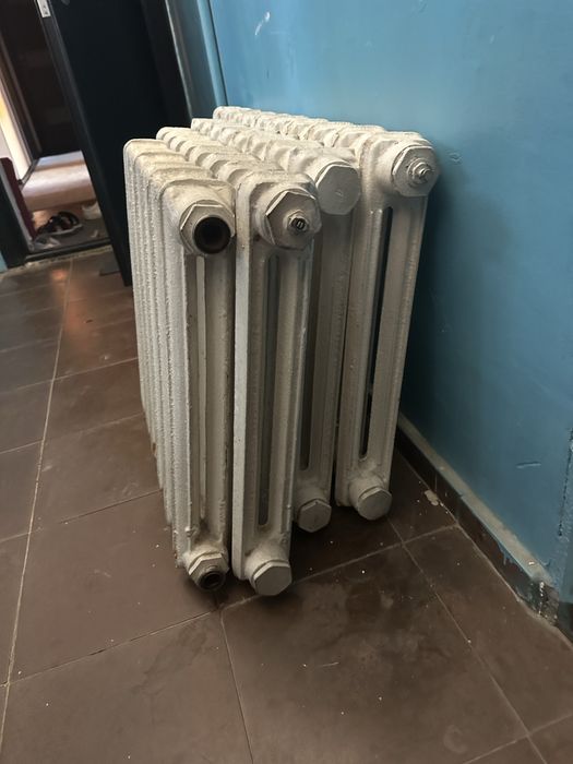 Продам чугунные радиаторы в хорошем состоянии