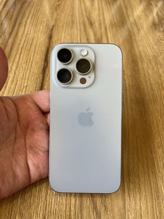 Iphone 15 pro titanium