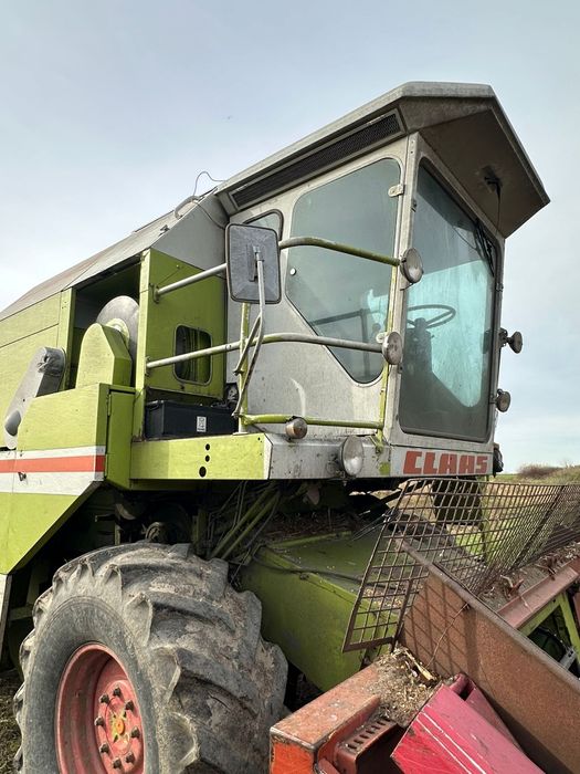 Claas dominator motor mercedes