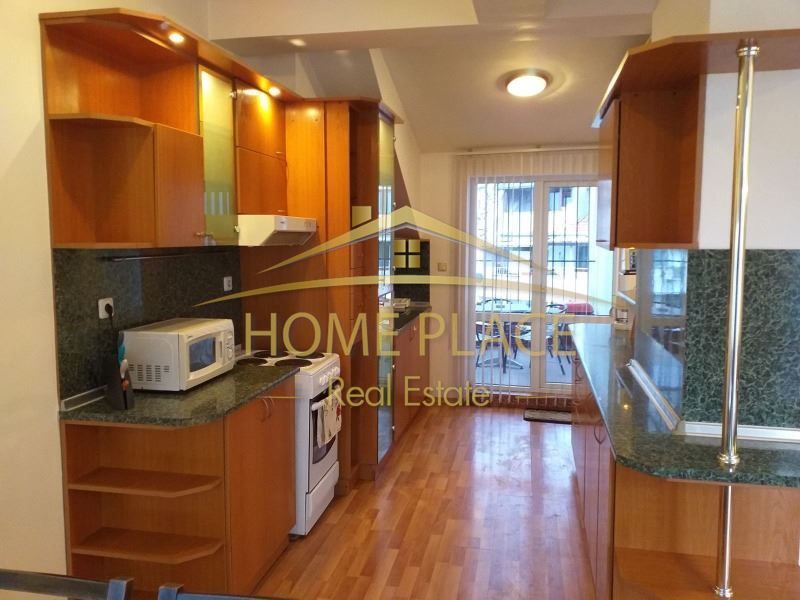 Дава се под наем Тристаен апартамент в Варна, Лятно кино Тракия - 130 кв.м за 797.64 € - Снимка #3