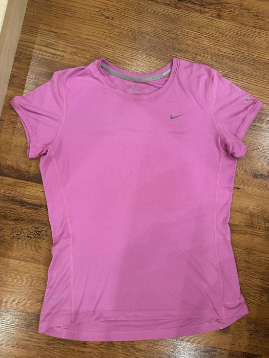 Nike спортни дрехи