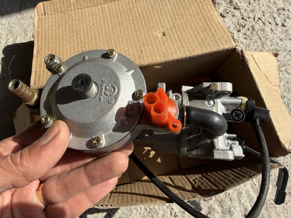 * карбюратор для генератора газ-бензин новый не дорого!