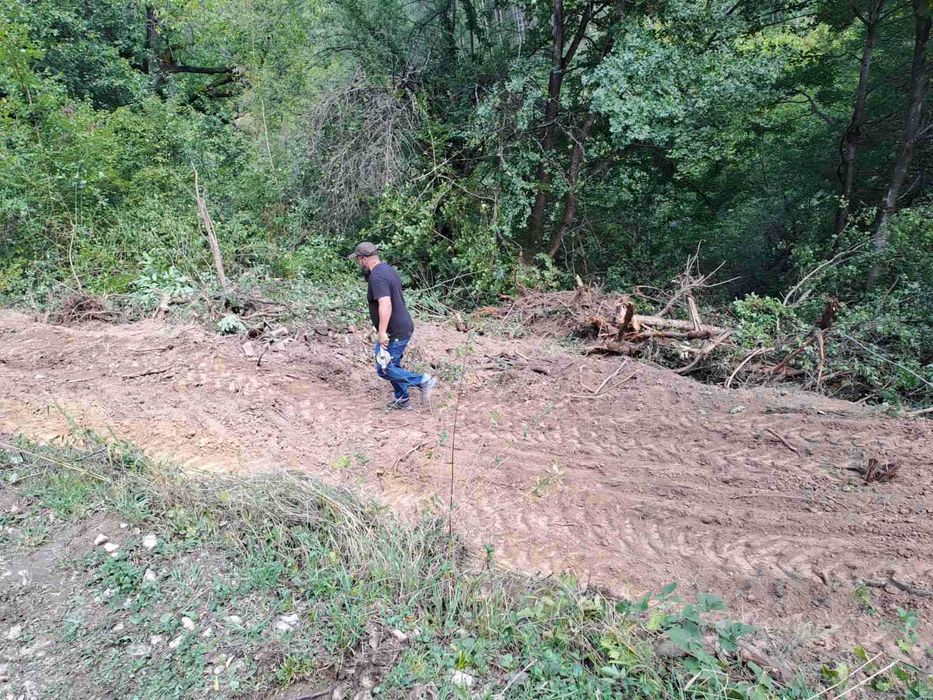 Продава се Парцел в Троян - 600 кв.м за 17 €/кв.м - Снимка #5