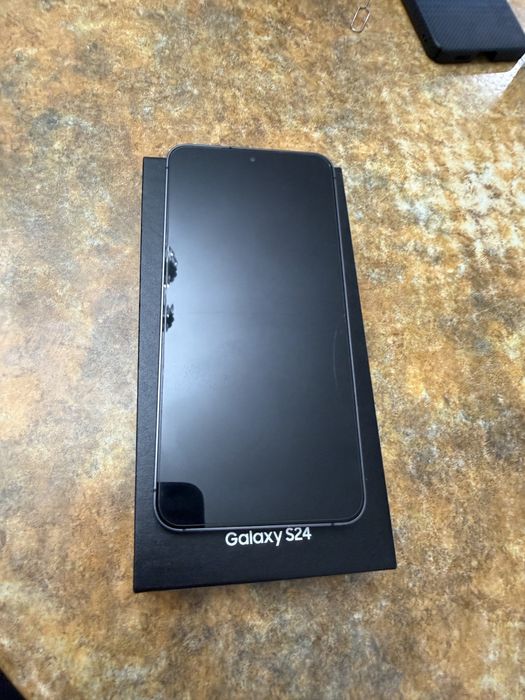 Продам Galaxy s24 256g