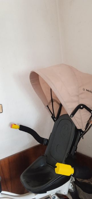 Бебешка триколка (почти неизползвана)