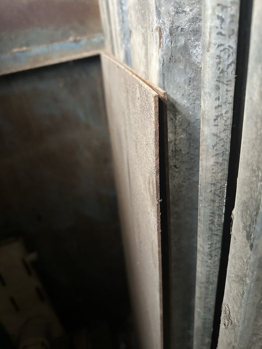 Продается толстостенные  листы 3мм