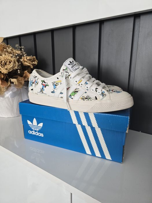Tenisi Adidas Disney Nizza marimea 43 1/3