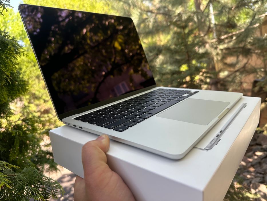 MacBook Air 13.6 M2 8/256 Silver