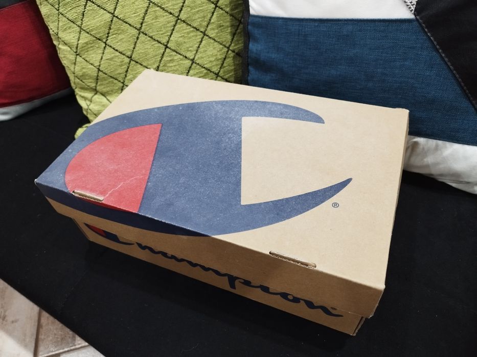 Обувки Champion!!! ЧИСТО  НОВИ!