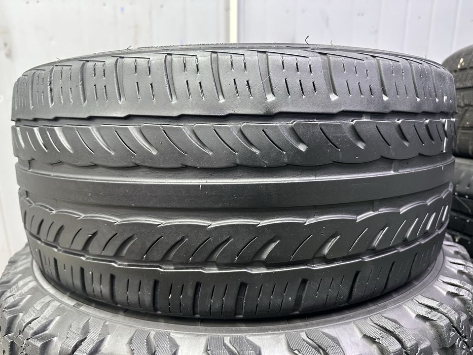 Шина 235/40R18 (1шт)