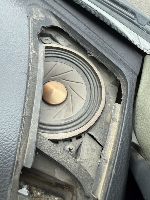 Kalonka magnitafon komplekt sotiladi