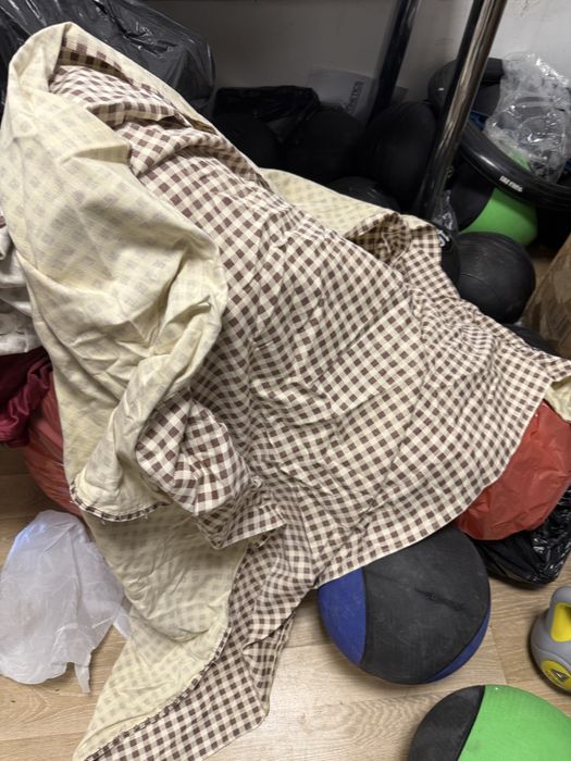 Fete de masa si draperii pret 50 lei si 100 lei