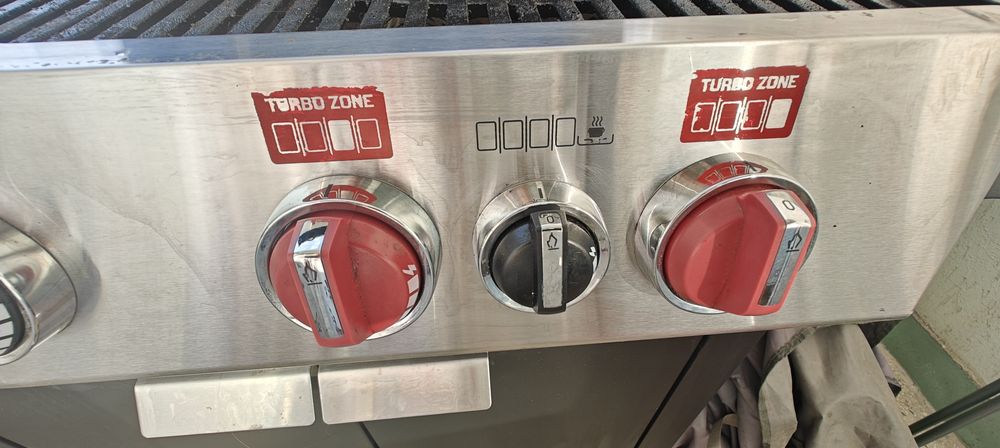 Газово барбекю Enders Boston Pro 4 KR Turbo II Gas Grill