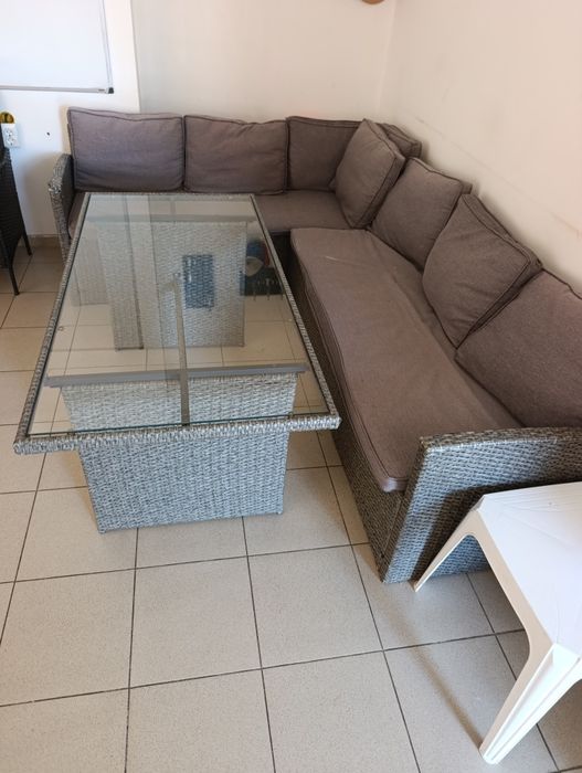 Продавам градинско сепаре с маса