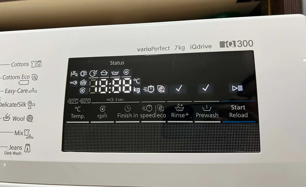 Пералня SIEMENS varioPerfect IQ300 7 kg