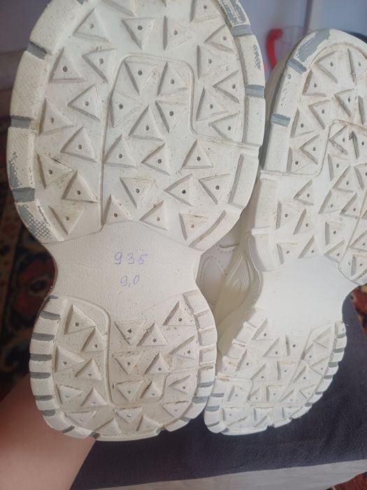 Кросовки 33 размер