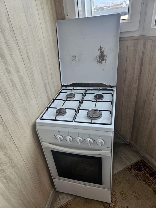 Продается газовая плита срочно